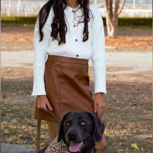 Girls Skirt (10/12)